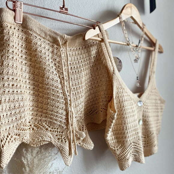 Two Piece Nude Beige Knit Shorts Set Medium - Picture 6 of 6